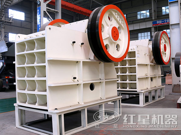 1600×2100顎式破碎機(jī)生產(chǎn)能力如何，報價多少